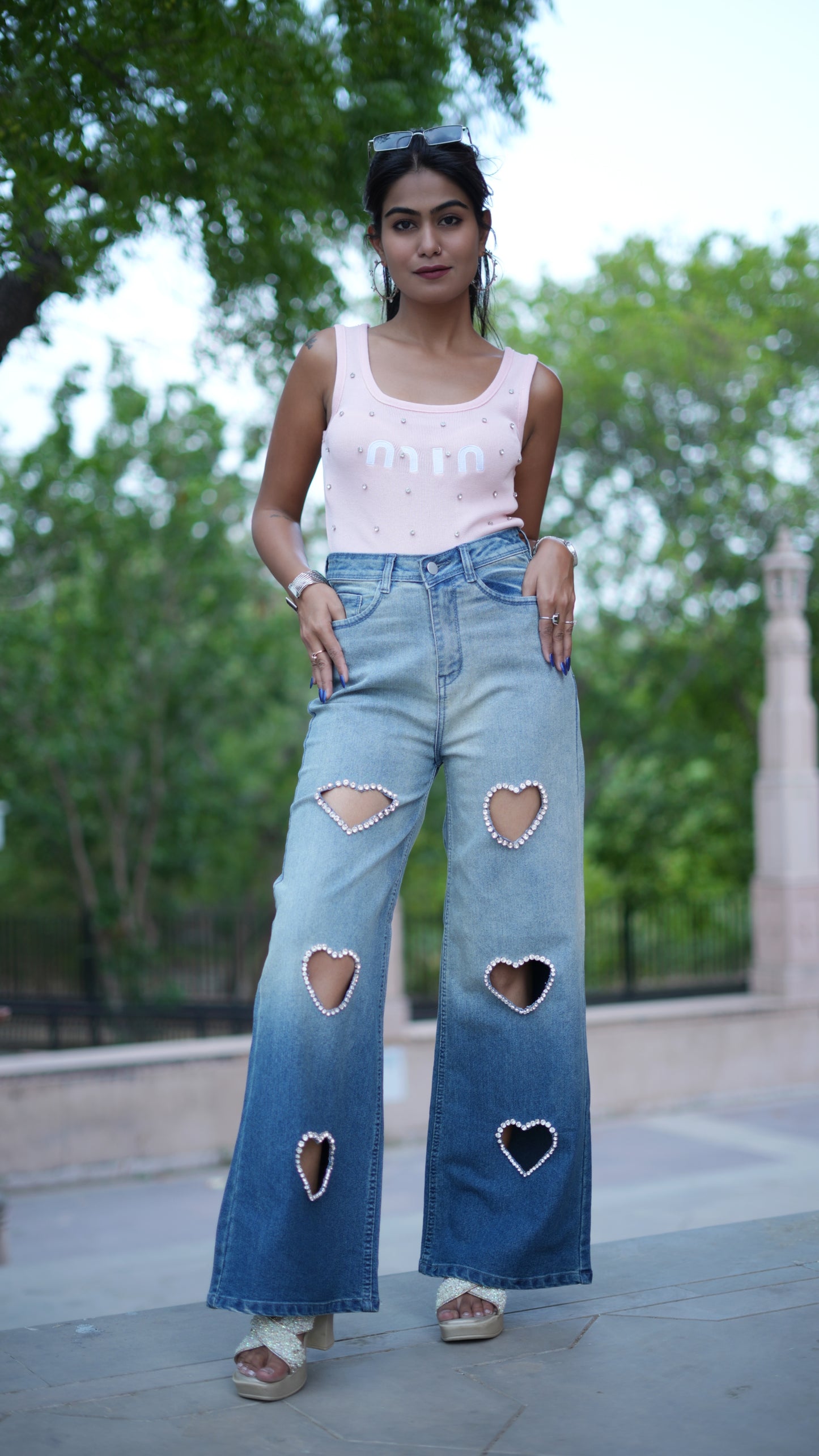 Woman Charm Heart Dual Shade Stone Jeans